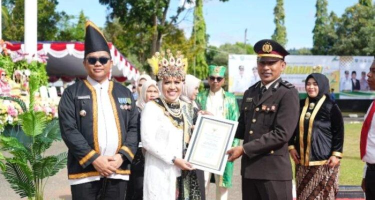 penghargaan-untuk-Polres-Sula